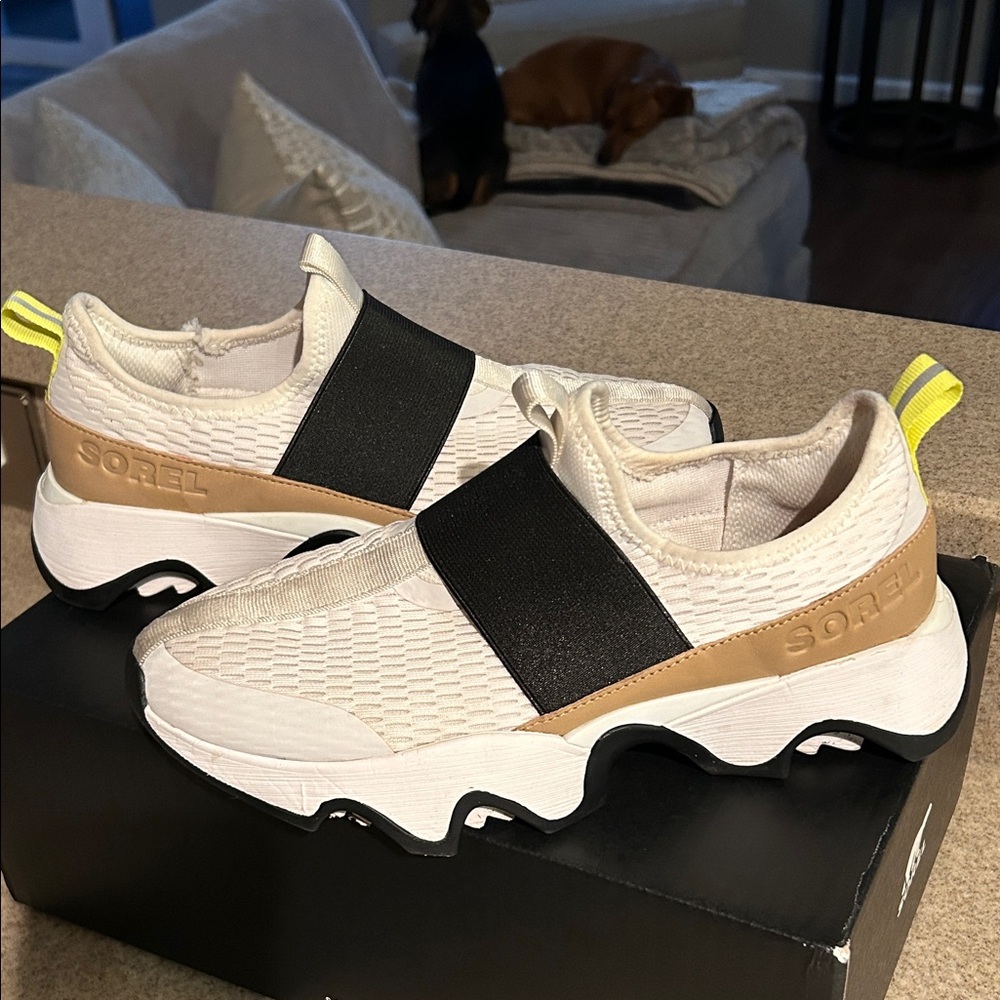 Sorel Cream and Tan Slip-On Sneakers
*Reasonable offers only*
